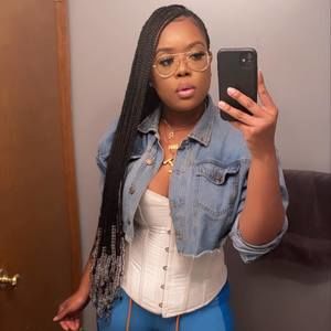 Meet your Posher, Jada